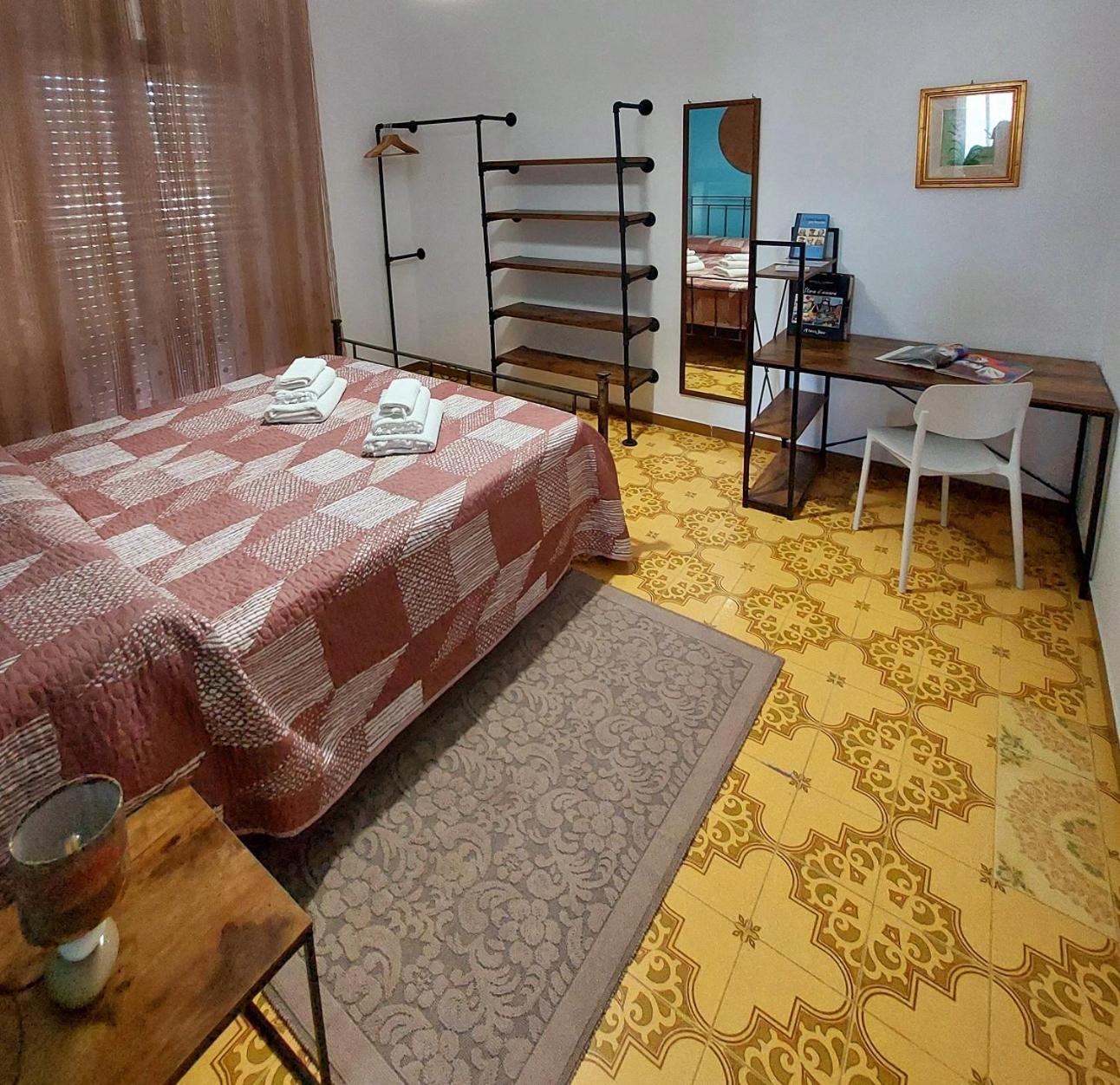La Pintadera Sarda Appartement Carbonia Buitenkant foto